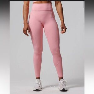 Three nails Nova Pocket Legging 27" nwt